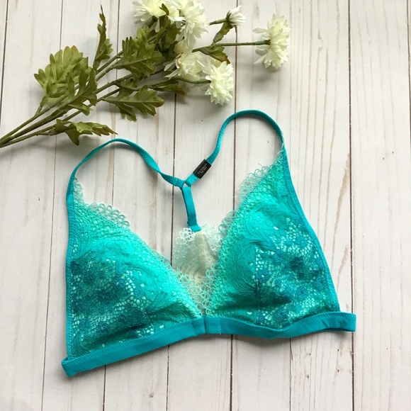 Victoria's Secret Other - 2/$25❤ NWT Victoria's Secret Crochet Lace Bralette